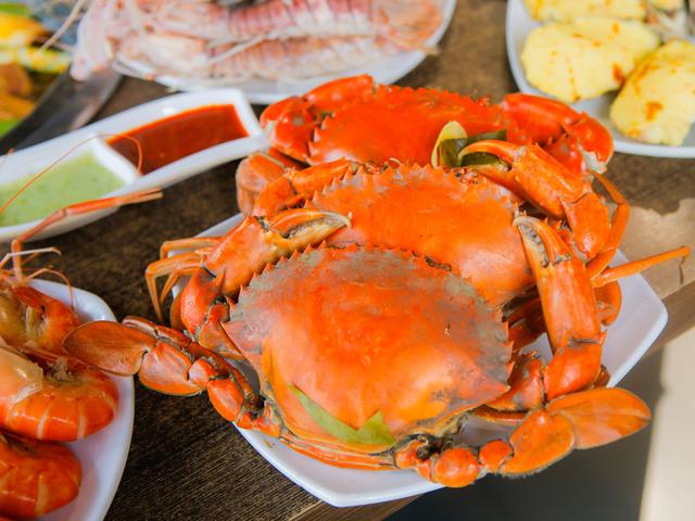 M&ugrave;a thu l&ecirc; ngon rẻ, nhưng c&oacute; 2 loại quả bị đồn tuyệt đối kh&ocirc;ng n&ecirc;n ăn c&ugrave;ng: Sự thật khiến nhiều người bất ngờ - Ảnh 2.