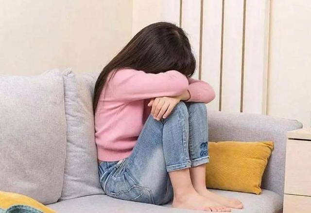 3 thói quen gây tổn hại nhất đến cảm xúc của trẻ: Bố mẹ đọc được rồi thì hãy dừng lại ngay! - Ảnh 2.