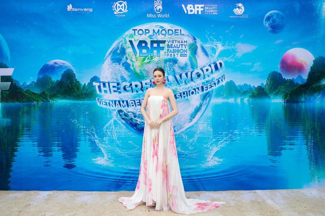 Nhan sắc kh&ocirc;ng thể rời mắt của Hoa hậu T&ocirc; Diệp H&agrave; trong sự kiện thuộc khu&ocirc;n khổ Miss World 2026 - Ảnh 2.