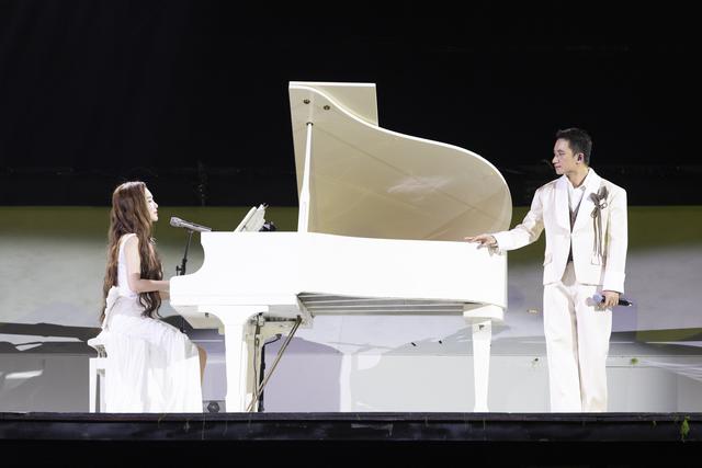 Hương Tràm tại Phao Cứu Sinh Concert: Có những quyết định, đến tận bây giờ Tràm vẫn không biết đó có phải là lựa chọn đúng hay không - Ảnh 5.