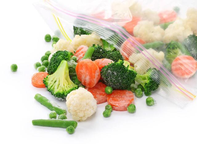 Đừng vội chê rau củ đông lạnh: 5 loại thực phẩm này có thể giữ dinh dưỡng tốt hơn bạn nghĩ - Ảnh 4.