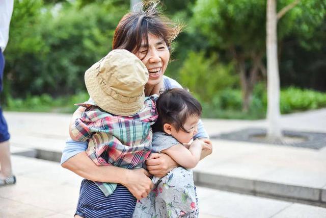 Trẻ c&oacute; ph&uacute;c , giấu kh&ocirc;ng nổi: B&eacute; sinh v&agrave;o 3 thời điểm may mắn - Ảnh 2.