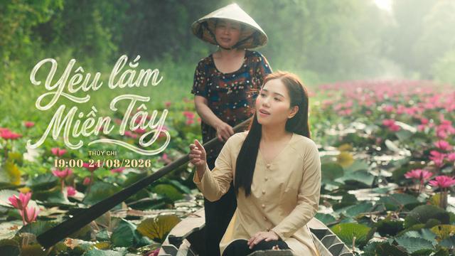 Thùy Chi lần đầu bắt tay