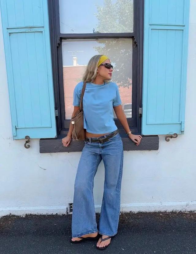 Quần jeans ống rộng là món đồ đáng đầu tư nhất mùa hè: Che chân, tôn dáng và phối gì cũng đẹp - Ảnh 5.
