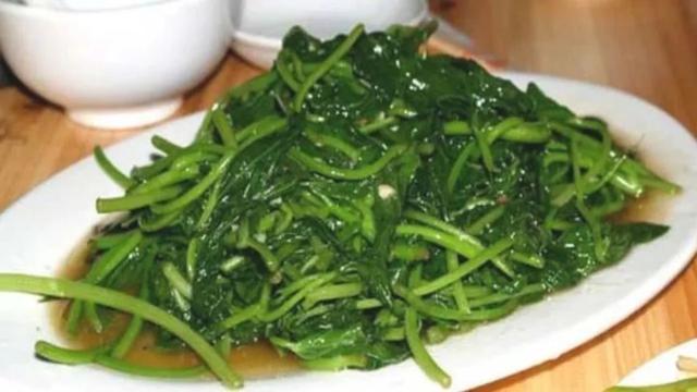 Loại rau b&igrave;nh d&acirc;n được v&iacute; như &ldquo;vua rau&rdquo;: Nơi bạn du lịch m&agrave; c&oacute; th&igrave; n&ecirc;n ăn v&igrave; gi&agrave;u chất xơ, hỗ trợ ti&ecirc;u h&oacute;a - Ảnh 1.