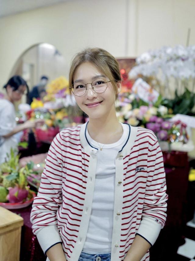 Quá khứ của Khả Ngân - Ảnh 1.