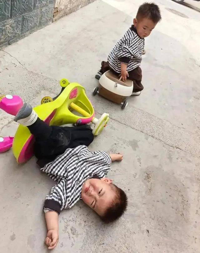 Trẻ dưới 3 tuổi càng