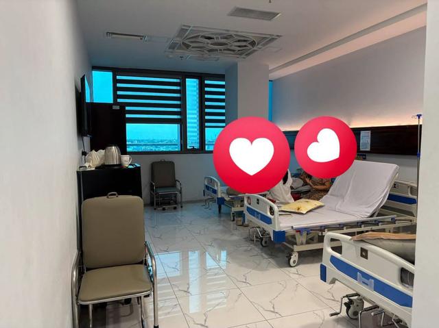 Mẹ ở Hà Nội chia sẻ câu chuyện con trai bị viêm ruột thừa: Lần đầu siêu âm vẫn bình thường, chỉ sau vài tiếng kết quả đã khác - Ảnh 2.