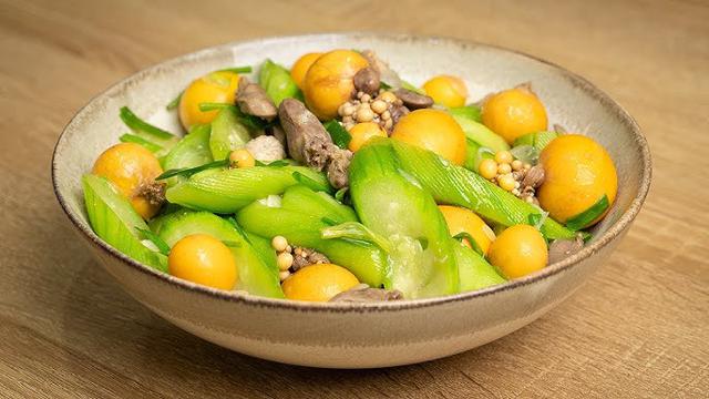 Thời tiết oi bức, nên ăn gì? Đây là 5 thực phẩm