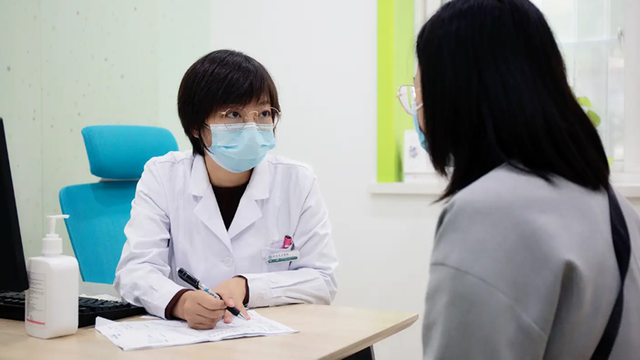 C&ocirc; g&aacute;i 26 tuổi bất ngờ ph&aacute;t hiện m&igrave;nh l&agrave; nam giới, kh&ocirc;ng c&oacute; tử cung, buồng trứng - Ảnh 1.