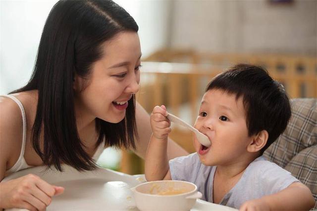 Bé trai quấn mẹ có thực sự lớn lên thành “mama boy”? - Ảnh 5.