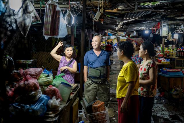 Chợ Kim Li&ecirc;n sau 30 năm hoạt động: Tiểu thương dọn đi v&agrave; nỗi buồn chia tay - Ảnh 8.
