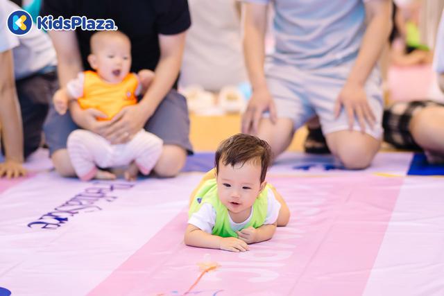 Cẩm nang vận động sớm cho trẻ: Cha mẹ nên bắt đầu thế nào trong những năm đầu đời? - Ảnh 3.