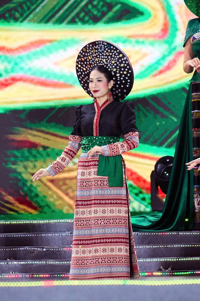 Người đẹp truyền thông Hà Phương và hành trình - Ảnh 3.