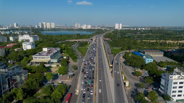 Cảnh b&aacute;o &ugrave;n tắc giao th&ocirc;ng tại H&agrave; Nội v&agrave; TP . HCM sau lễ Quốc kh&aacute;nh 2026 - Ảnh 1.