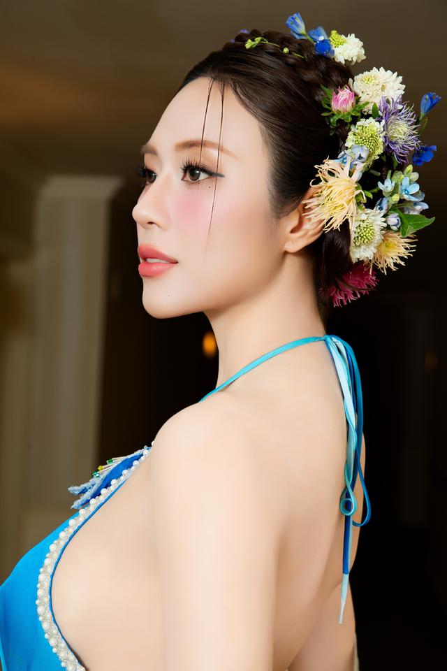 Hoa hậu Tô Diệp Hà lần đầu lên thảm đỏ với tư cách diễn viên, đọ sắc cùng