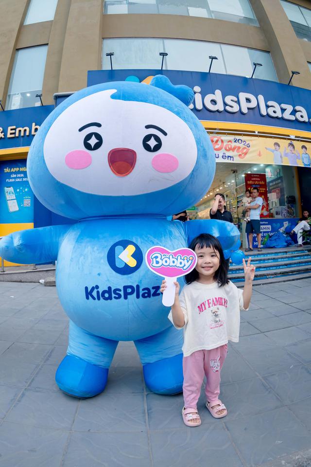 Mascot Festival Mẹ bầu và Em bé 2026 xuống phố: Kibu khuấy động không khí trước thềm ngày hội được các mẹ Hà Nội mong chờ nhất lúc này - Ảnh 3.