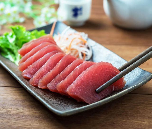 10 loại thực phẩm trẻ dưới 3 tuổi tuyệt đối không được đụng tới! Nhiều cha mẹ vẫn cho con ăn hằng ngày - Ảnh 3.