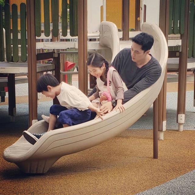 Nhìn vào 3 đặc điểm này của cha mẹ có thể phần nào hiểu vì sao con cái họ học tốt - Ảnh 5.