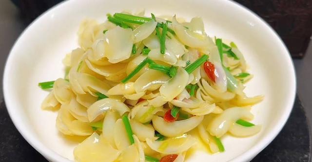 Mùa thu, thời tiết se lạnh: 3 loại rau được ví như “lá chắn” cho phổi, đang vào mùa lại cực rẻ - Ảnh 1.