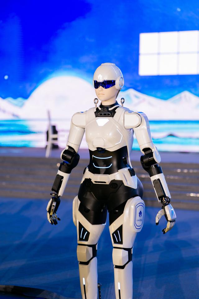Robot sẽ đồng diễn cùng dàn thí sinh trong đêm chung kết Miss Galaxy Vietnam 2026 - Ảnh 4.