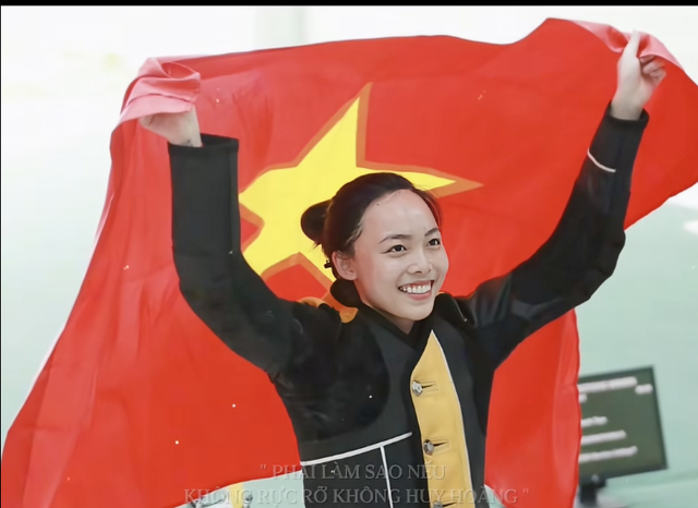 Nhan sắc Ph&iacute; Thanh Thảo: Sự thay đổi ấn tượng trước v&agrave; sau phẫu thuật thẩm mỹ - Ảnh 1.