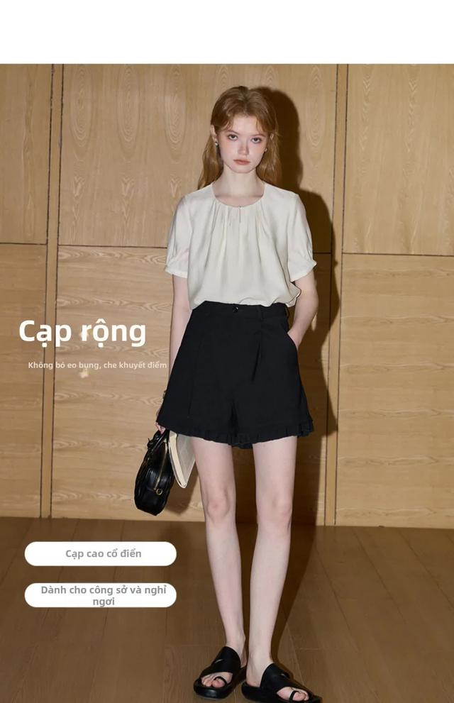 8 công thức phối đồ không thể sai với quần short đen - Ảnh 7.