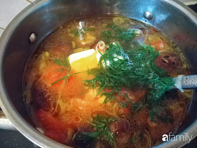 Ngày Rằm ăn chay, học Liên Ròm nấu ngay chỉ 1 món bún này siêu ngon cho bữa tối - Ảnh 3. Ngày Rằm ăn chay, học Liên Ròm nấu ngay chỉ 1 món bún này siêu ngon cho bữa tối - Ảnh 3.