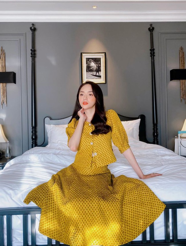 Hương Giang khẳng đinh: "Không muốn làm công chúa bởi tôi là Nữ hoàng". Hương Giang khẳng đinh: "Không muốn làm công chúa bởi tôi là Nữ hoàng".
