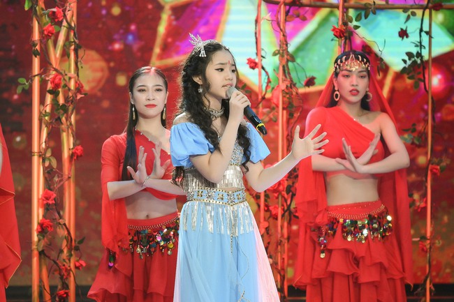 Lộ diện con gái đẹp như Hoa hậu của Bằng Kiều, có liveshow riêng khi mới 10 tuổi - Ảnh 6.