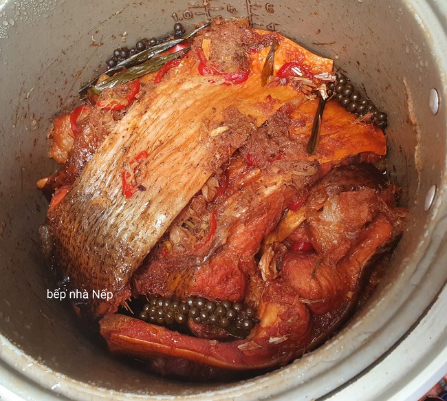 Kho cá bằng nồi cơm điện - Ảnh 6.