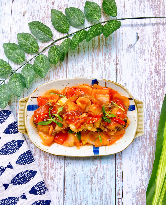 Gợi ý mâm cơm chỉ 15K/người - Ảnh 1.