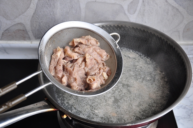Cơm tối chỉ chưa đầy 50 ngàn mà no nê đủ chất - Ảnh 2.