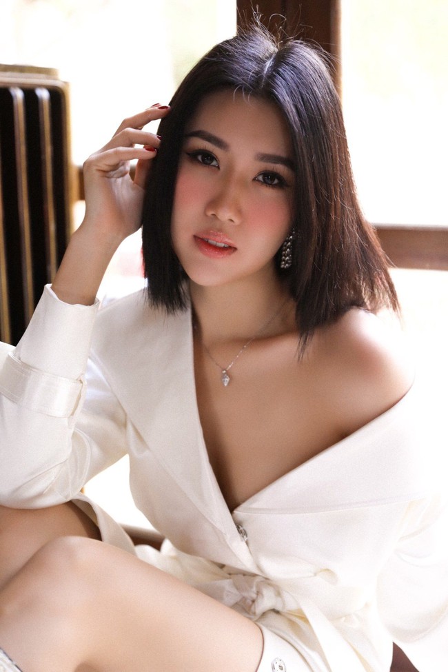 Ngỡ ngàng với sự lột xác hậu giảm cân của Thúy Ngân "Gạo nếp gạo tẻ", công khai số đo khiến ai nấy trầm trồ - Ảnh 7. Ngỡ ngàng với sự lột xác hậu giảm cân của Thúy Ngân “Gạo nếp gạo tẻ”, công khai số đo khiến ai nấy trầm trồ Ngỡ ngàng với sự lột xác hậu giảm cân của Thúy Ngân "Gạo nếp gạo tẻ", công khai số đo khiến ai nấy trầm trồ - Ảnh 7. Ngỡ ngàng với sự lột xác hậu giảm cân của Thúy Ngân “Gạo nếp gạo tẻ”, công khai số đo khiến ai nấy trầm trồ