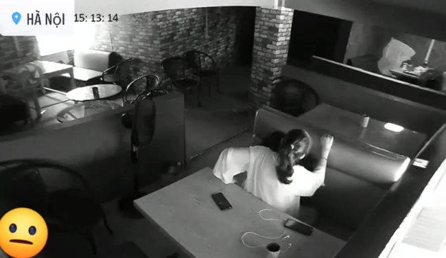 Chủ quán soi cam phát hiện chuyện &quot;động trời&quot; của 2 nhân viên trẻ, dân tình tranh cãi ầm ĩ quanh chiếc clip nóng bị phát tán trên MXH - Ảnh 1.