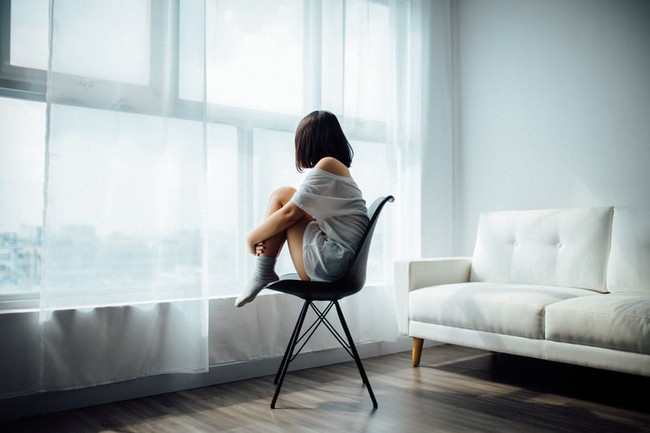 Bị người yêu kìm kẹp, thất nghiệp sau đại dịch, và nhiều trở ngại cùng một lúc, bạn có bao giờ tự hỏi `` Ngày hôm nay có thể thực sự tốt hơn quá khứ không? '' Ảnh 6. Bị người yêu kìm kẹp, thất nghiệp sau đại dịch, và nhiều trở ngại cùng một lúc, bạn có bao giờ tự hỏi `` Ngày hôm nay có thể thực sự tốt hơn quá khứ không? '' Ảnh 6.