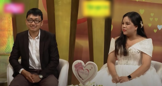 "Vợ chồng son": Nam khách mời lên truyền hình kể vợ sửa mũi, sửa cằm, bao nhiêu cái xấu nằm trên mặt vợ hết - Ảnh 6. "Vợ chồng son": Nam khách mời lên truyền hình kể vợ sửa mũi, sửa cằm, bao nhiêu cái xấu nằm trên mặt vợ hết - Ảnh 6.