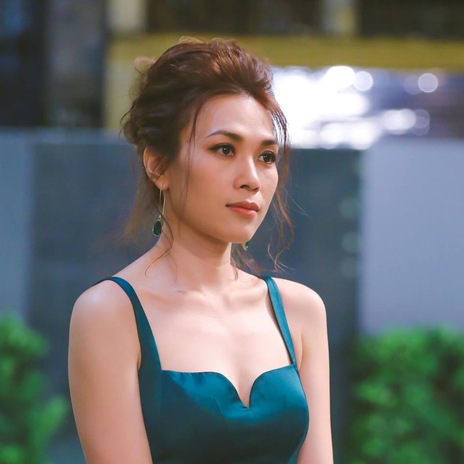 "Tiệc Trăng Máu": Không chỉ có Thu Trang làm "trùm cuối", Hoài Linh - Mỹ Tâm - Lan Ngọc - Ngô Kiến Huy cũng làm cameo - Ảnh 5. "Tiệc Trăng Máu": Không chỉ có Thu Trang làm "trùm cuối", Hoài Linh - Mỹ Tâm - Lan Ngọc - Ngô Kiến Huy cũng làm cameo - Ảnh 5.