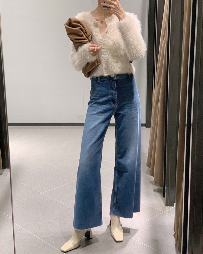 Cô nàng chỉ rõ 5 món đồ đáng sắm nhất ở Zara lúc này, có tâm hơn cả là loạt gợi ý cách mix hack dáng - Ảnh 1. Cô nàng chỉ rõ 5 món đồ đáng sắm nhất ở Zara lúc này, có tâm hơn cả là loạt gợi ý cách mix hack dáng - Ảnh 1.