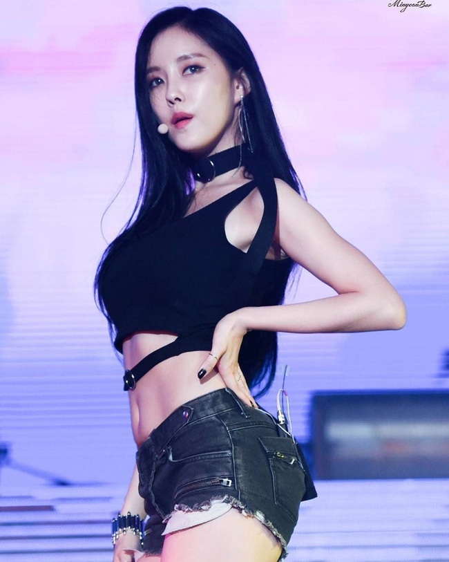 Lỡ khen BLACKPINK xinh đẹp, tài năng, mỹ nhân nhóm T-ARA bị chỉ trích "hết thời nên kiếm fame" - Ảnh 1. Lỡ khen BLACKPINK xinh đẹp, tài năng, mỹ nhân nhóm T-ARA bị chỉ trích "hết thời nên kiếm fame" - Ảnh 1.