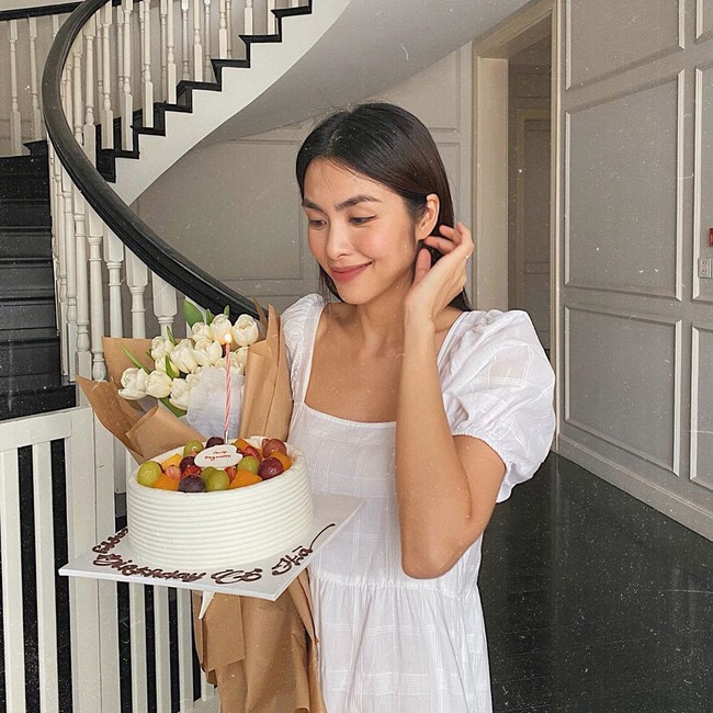 Thả nhẹ bức hình đẹp "sương sương" mừng sinh nhật tuổi mới, nhan sắc Tăng Thanh Hà khiến công chúng xuýt xoa vì quá thần thái - Ảnh 1. Thả nhẹ bức hình đẹp "sương sương" mừng sinh nhật tuổi mới, nhan sắc Tăng Thanh Hà khiến công chúng xuýt xoa vì quá thần thái - Ảnh 1.
