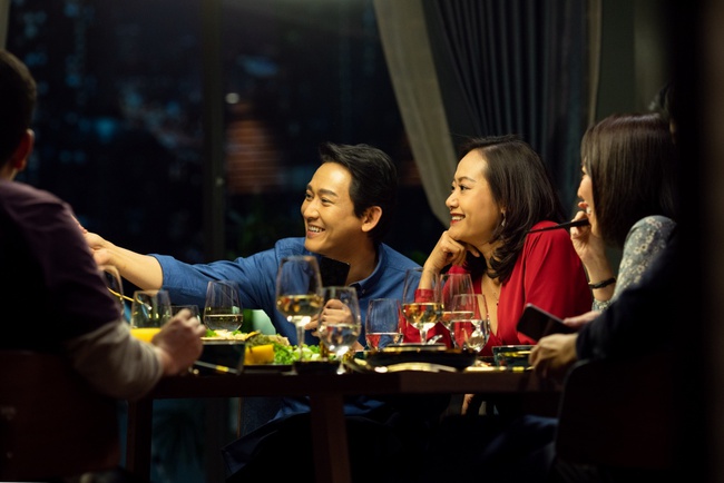 "Tiệc Trăng Máu" của Thu Trang - Thái Hòa - Kaity đạt doanh thu 45 tỷ trong 6 ngày - Ảnh 3. "Tiệc Trăng Máu" của Thu Trang - Thái Hòa - Kaity đạt doanh thu 45 tỷ trong 6 ngày - Ảnh 3.