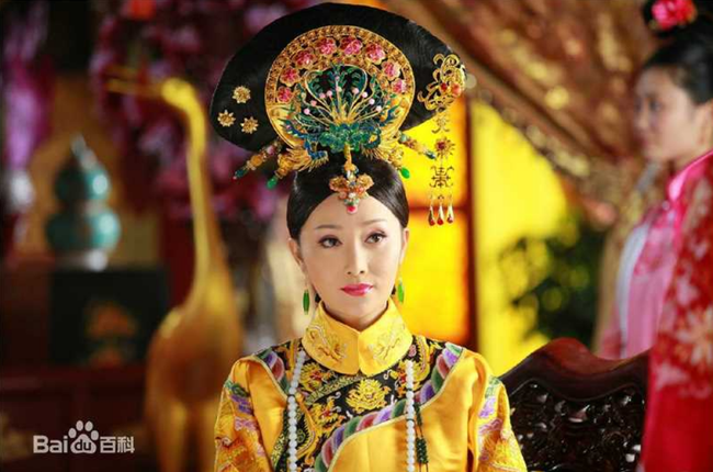 Cuộc đời bi thảm của Hoàng hậu tại vị lâu nhất triều Thanh: Sống cô độc ở tẩm cung gần 20 năm, cả đời chỉ là con rối của kẻ khác - Ảnh 2. Cuộc đời bi thảm của Hoàng hậu tại vị lâu nhất triều Thanh: Sống cô độc ở tẩm cung gần 20 năm, cả đời chỉ là con rối của kẻ khác - Ảnh 2.