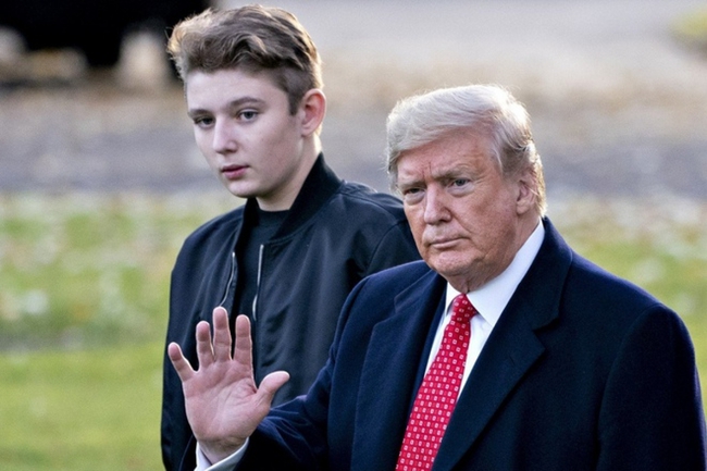 Ông Trump nói con trai Barron hết mắc Covid-19 “trong 15 phút” - Ảnh 1.