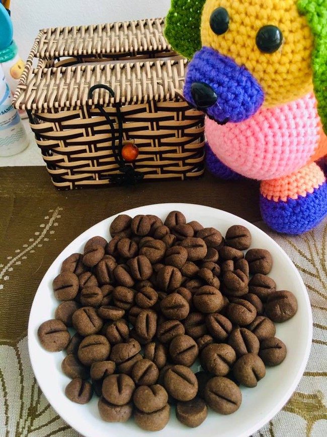 Bánh cookie hình hạt cà phê thơm nức mũi lại làm được bằng nồi chiên không dầu - Ảnh 9.
