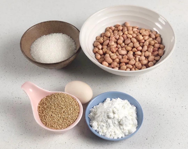 Đừng làm lạc rang kiểu cũ, thêm 2 nguyên liệu này đảm bảo trở thành "món hot" - Ảnh 1.