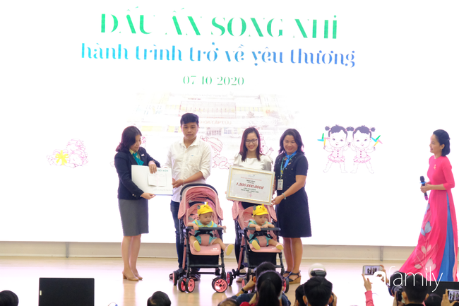 Ca mổ tách dính Trúc Nhi - Diệu Nhi được nhận kỷ lục Guinness Việt Nam trong ngày 2 bé xuất viện - Ảnh 6. Ca mổ tách dính Trúc Nhi - Diệu Nhi được nhận kỷ lục Guinness Việt Nam trong ngày 2 bé xuất viện - Ảnh 6.