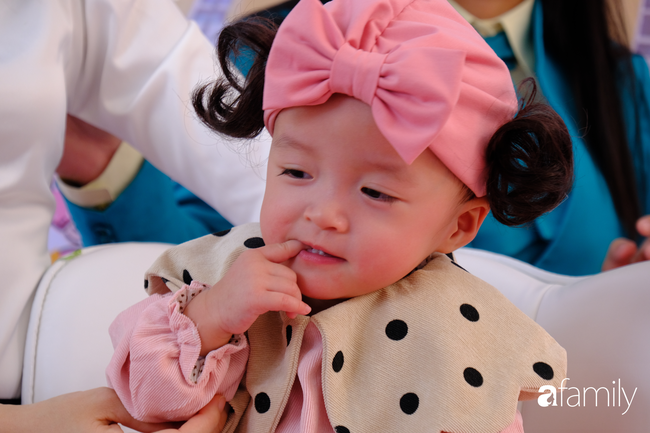 Ca mổ tách dính Trúc Nhi - Diệu Nhi được nhận kỷ lục Guinness Việt Nam trong ngày 2 bé xuất viện - Ảnh 10.