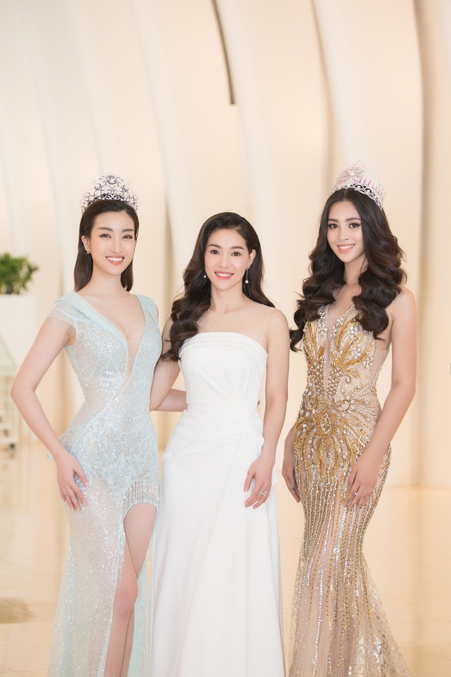 "Bà trùm Hoa hậu" lý giải tại sao Tiểu Vy không được ngồi ghế giám khảo HHVN như Đỗ Mỹ Linh và tranh cãi "Hoa hậu ứng xử kém" - Ảnh 3. "Bà trùm Hoa hậu" lý giải tại sao Tiểu Vy không được ngồi ghế giám khảo HHVN như Đỗ Mỹ Linh và tranh cãi "Hoa hậu ứng xử kém" - Ảnh 3.