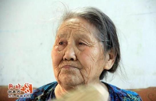 13 đứa con đều chết trước tuổi 18 nhưng người mẹ này vẫn sống đến 127 tuổi với bí quyết trường thọ đầy bất ngờ - Ảnh 3.